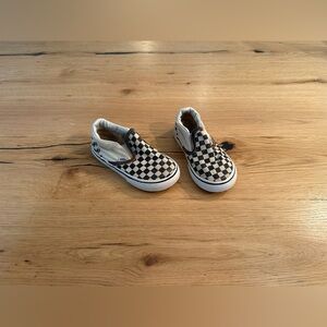 Vans US Toddler 7 Checkerboard slip ons